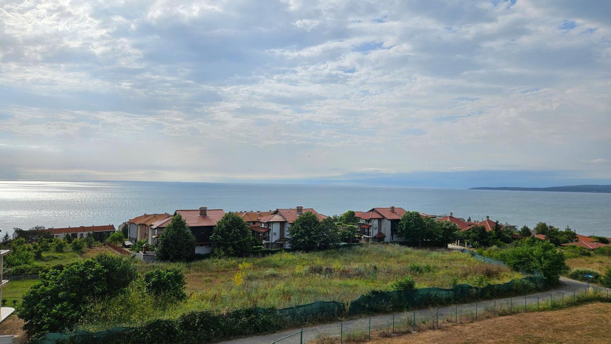 High In The Sky Apartments Sozopol Eksteriør bilde