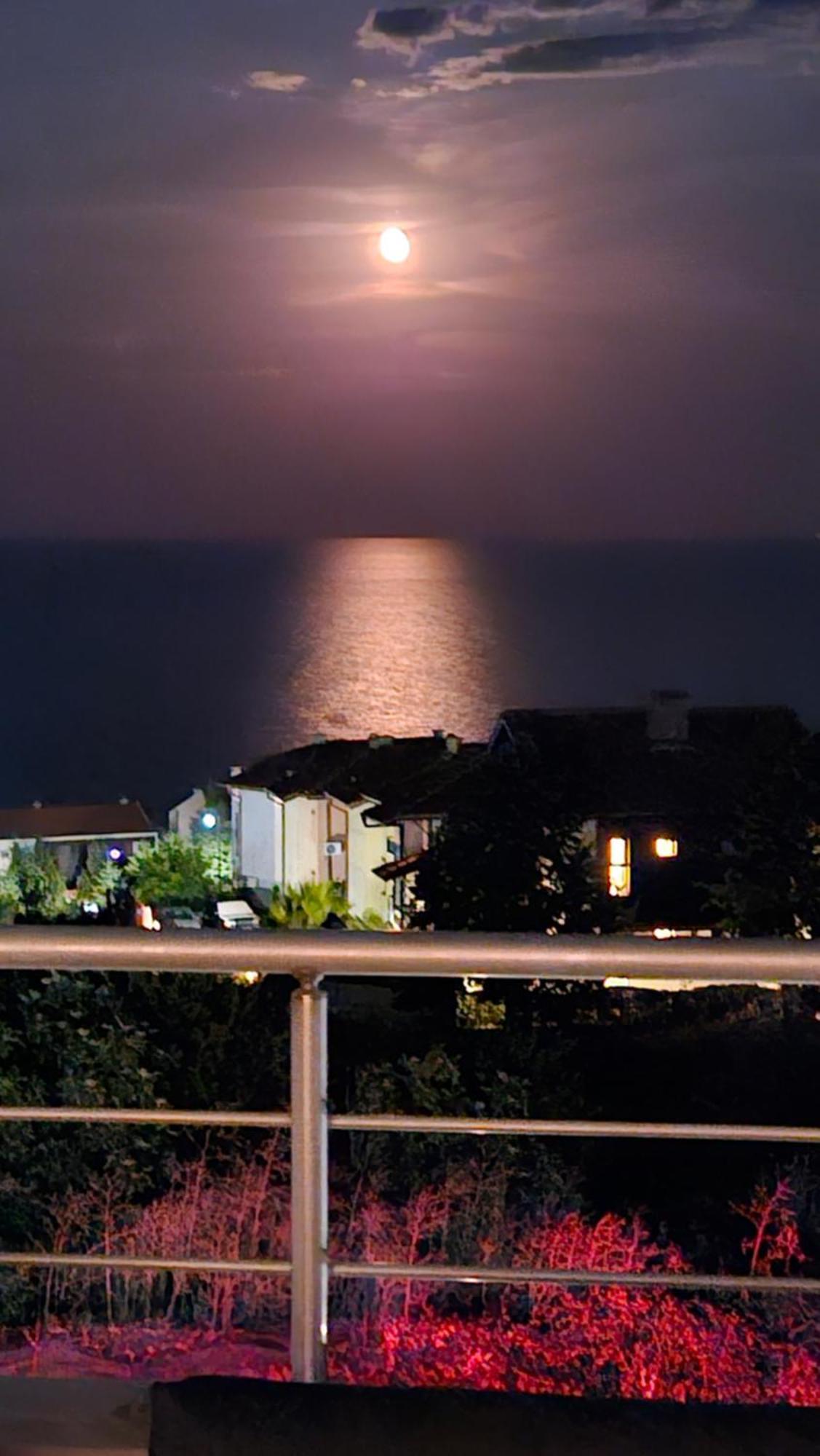 High In The Sky Apartments Sozopol Eksteriør bilde